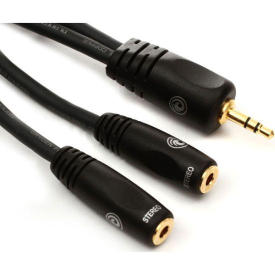 D'Addario Planet Waves Dual 1/8"/3,5mm/Stereo Female Jack-1/8"(3,5mm/Male Stereo jack adapter D'Addario Planet Waves Dual 1/8"/3,5mm/Stereo Female Jack-1/8"(3,5mm/Male Stereo jack adapter