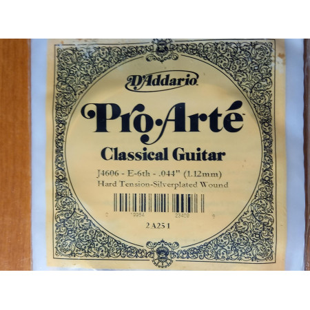 D'Addario J4606  tekercselt ezüstbevonatos nylon E6-os húr /Pro Arté hard tension/