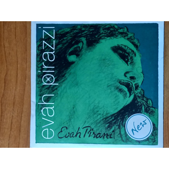 Pirastro Evah Pirazzi hegedû készlet
