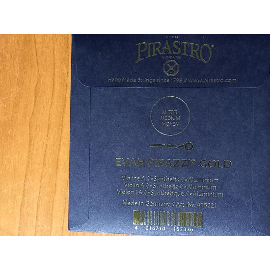 Pirastro Evah Pirazzi hegedû készlet