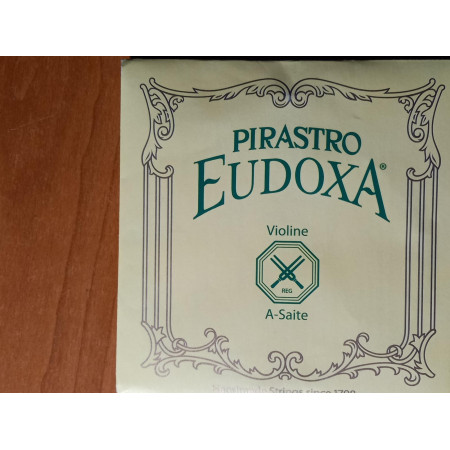Pirastro Eudoxa hegedű  A húr bél mag tekercselt alumínium bevonattal /13-3/4 golyós/