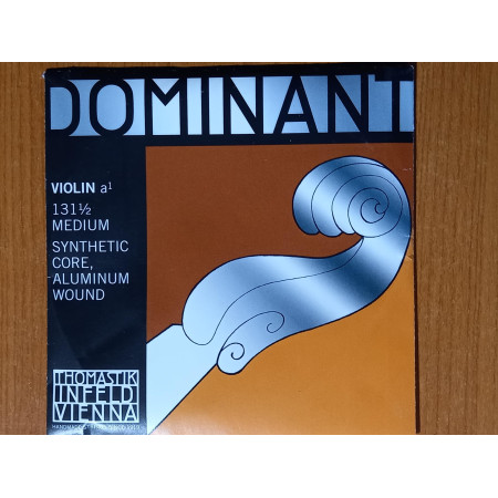 Thomastik Dominant 131 1/2-es hegedű A húr Thomastik Dominant 131 1/2-es hegedű A húr